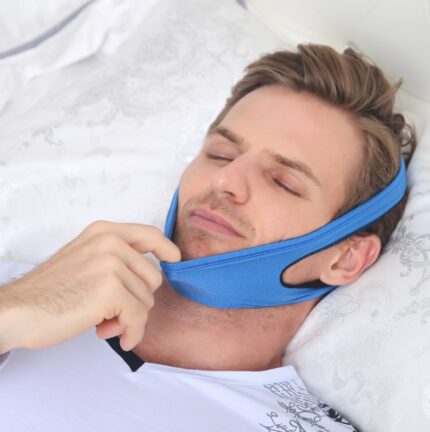 Sangle de menton anti-ronflement. Aide au sommeil contre l’apnée du sommei